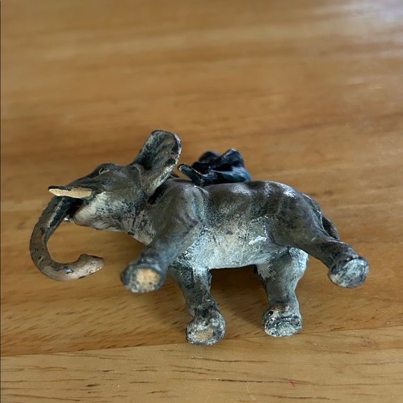 Elephant 🐘 - Picture 6 of 7